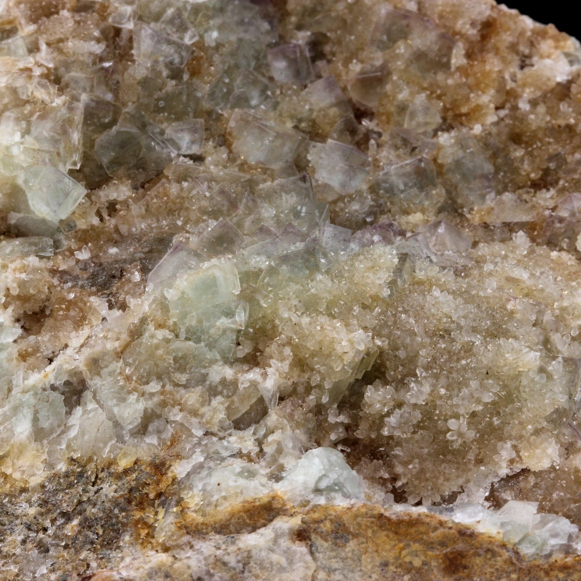 Fluorite + Quartz. 3965.0 carats. Fontsante Mine (filon rouge), Tanneron, Var, France
