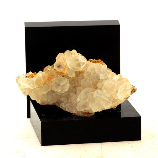 Calcite "Diamant". 72.5 carats. Gave de Pau, Pyrénées-Atlantiques, France