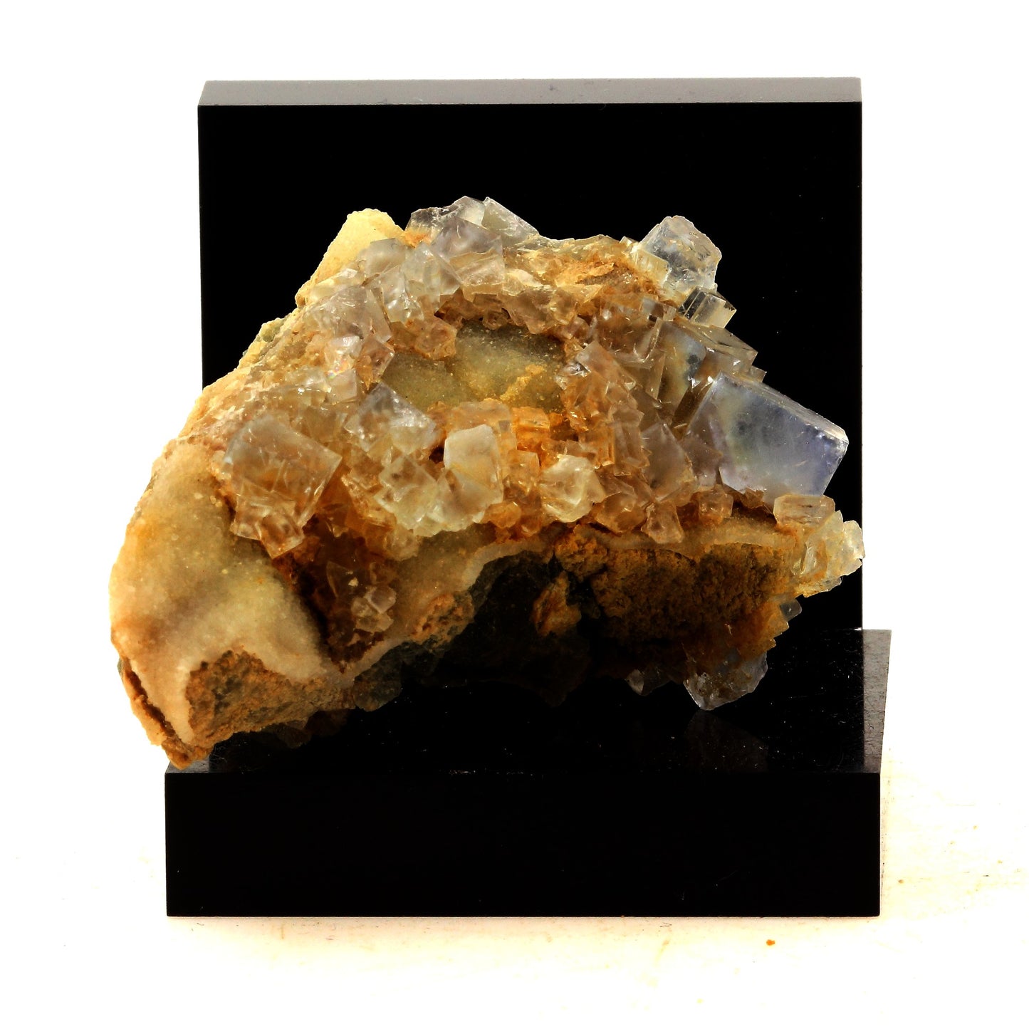 Fluorite. 415.5 carats. La Barre, Puy-de-Dôme, France
