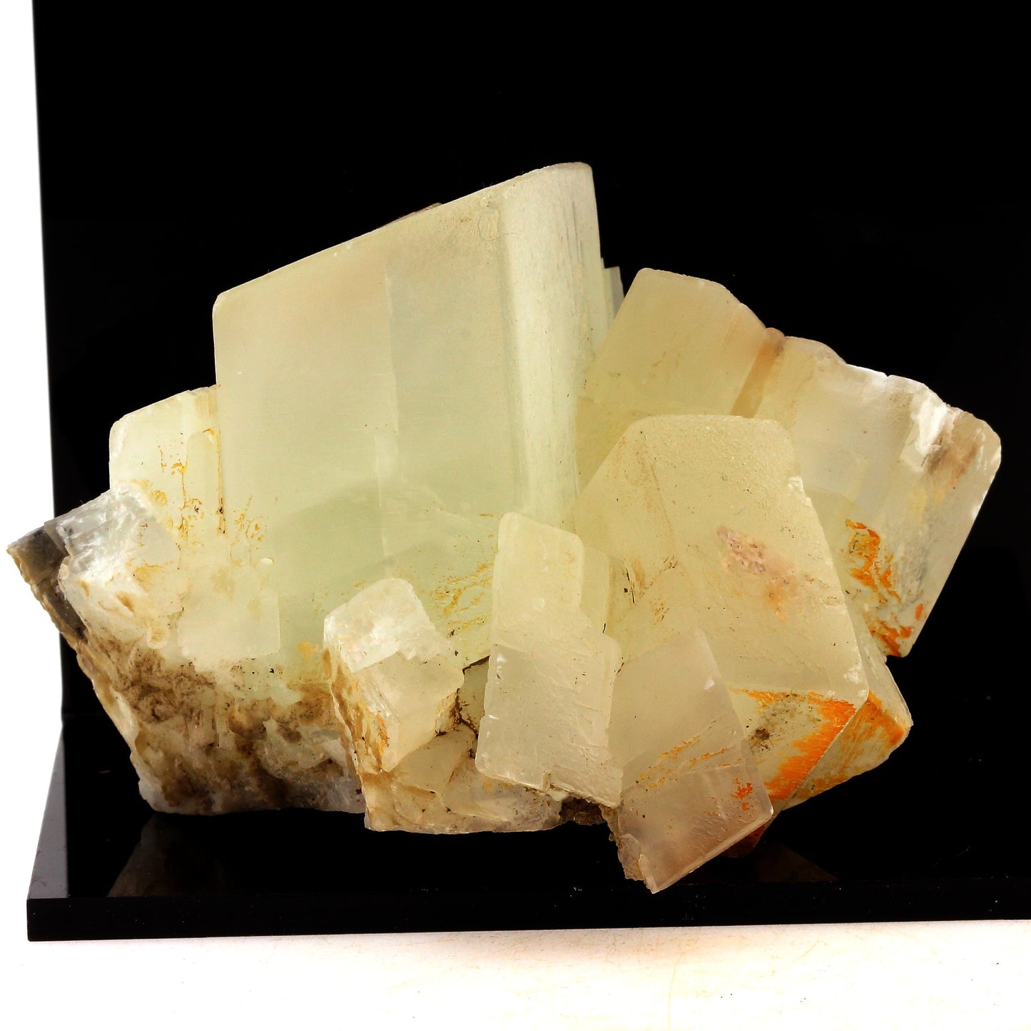 Calcite, 1452.5 carats, Eygians, Hautes-Alpes, France