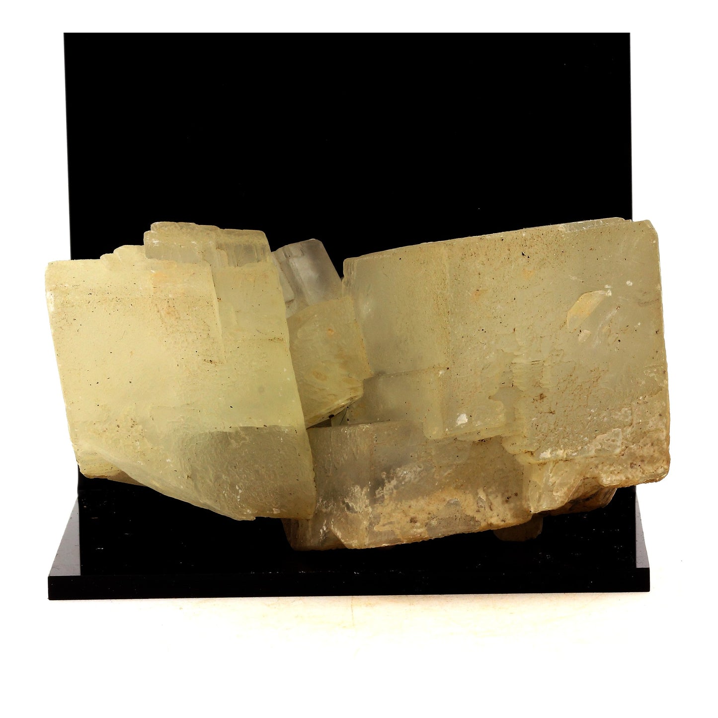 Calcite, 1464.5 carats, Eygians, Hautes-Alpes, France