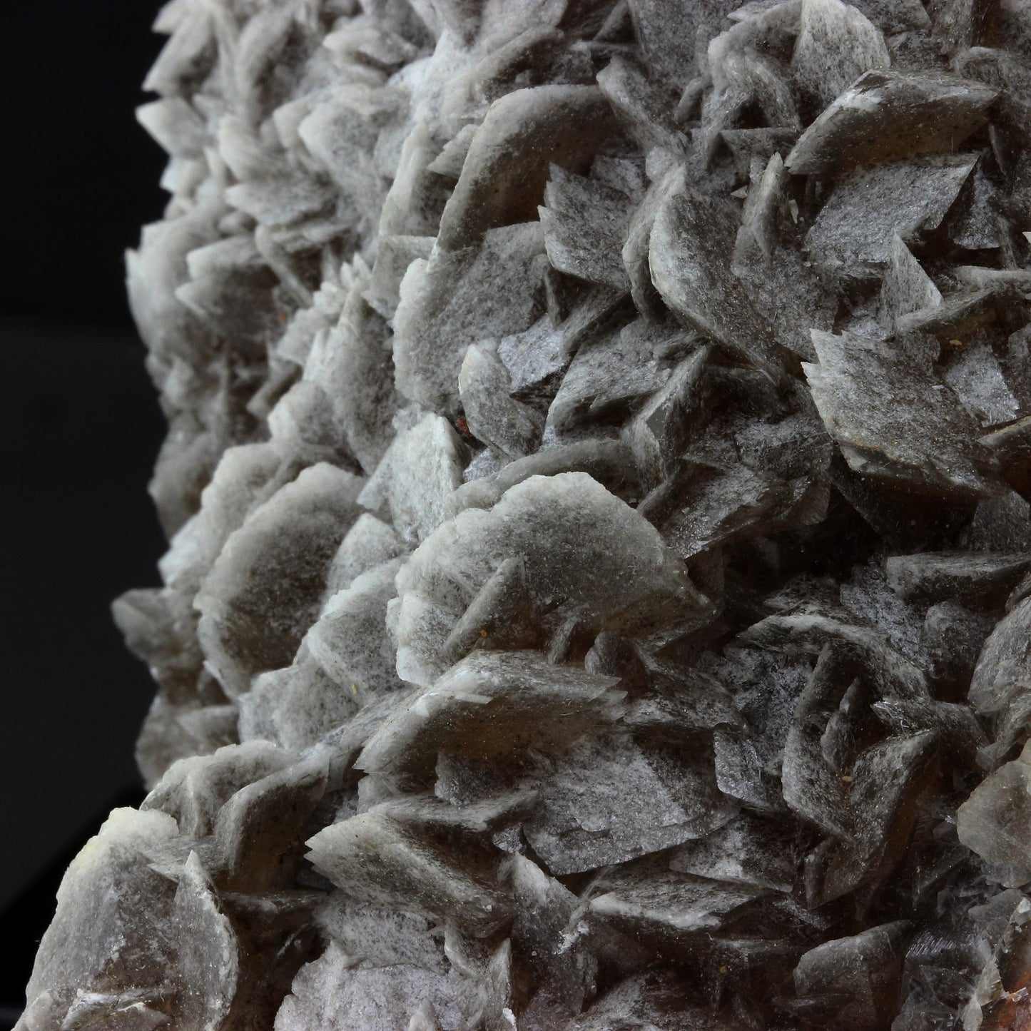Calcite, 2349.5 carats, Lamalou les Bains, Hérault, France
