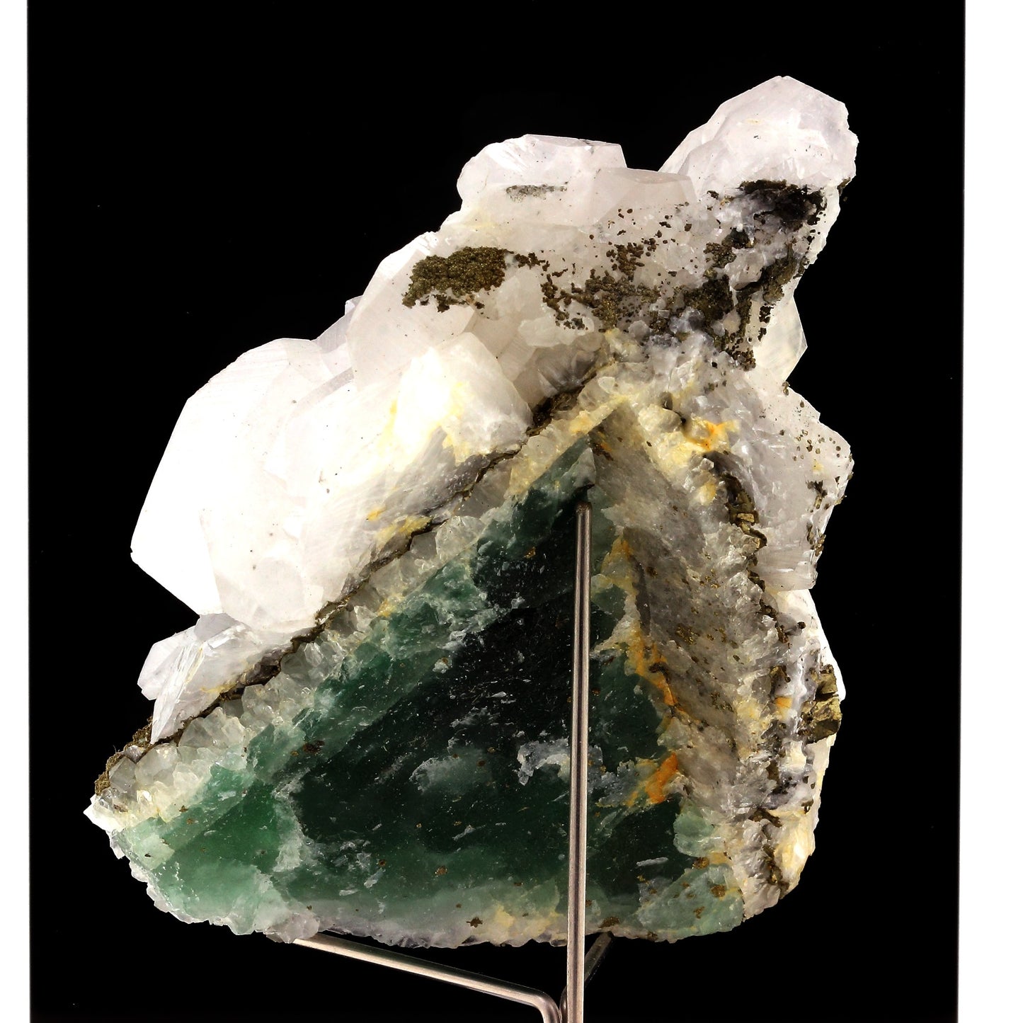 Calcite, Pyrite, Fluorite. 1373.5 carats. El Hammam Mine, Meknès, Maroc