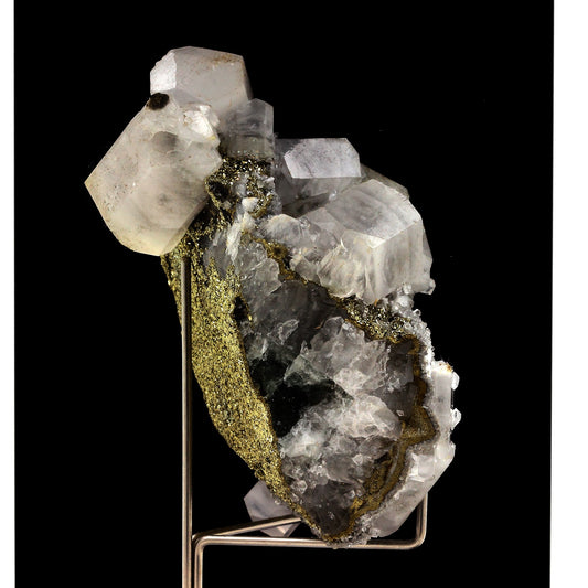Calcite, Pyrite, Fluorite. 1168.0 carats. El Hammam Mine, Meknès, Maroc
