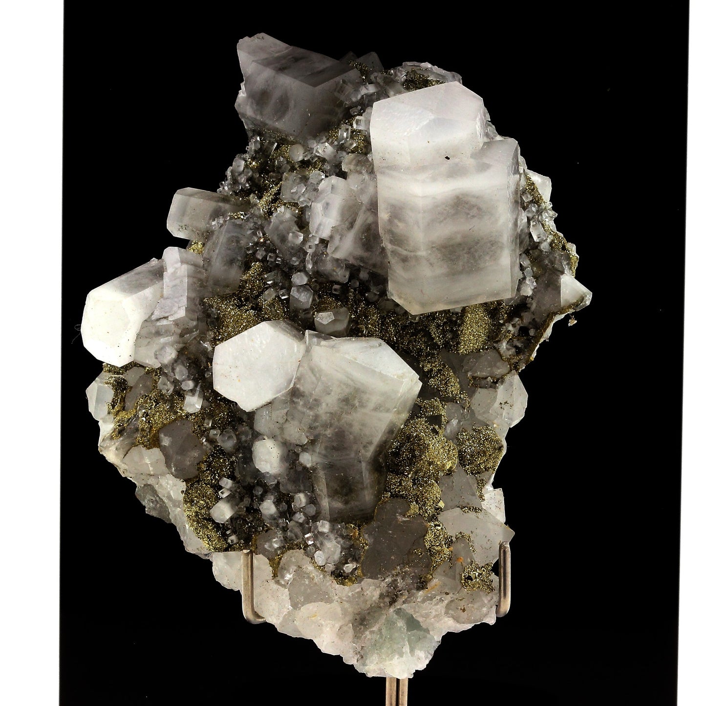 Calcite, Pyrite, Fluorite. 1160.5 carats. El Hammam Mine, Meknès, Maroc