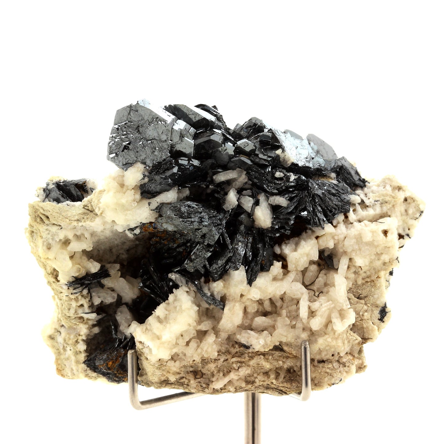 Hematite + Albite, 516.5 carats, Binn Valley, Wallis (Valais), Suisse