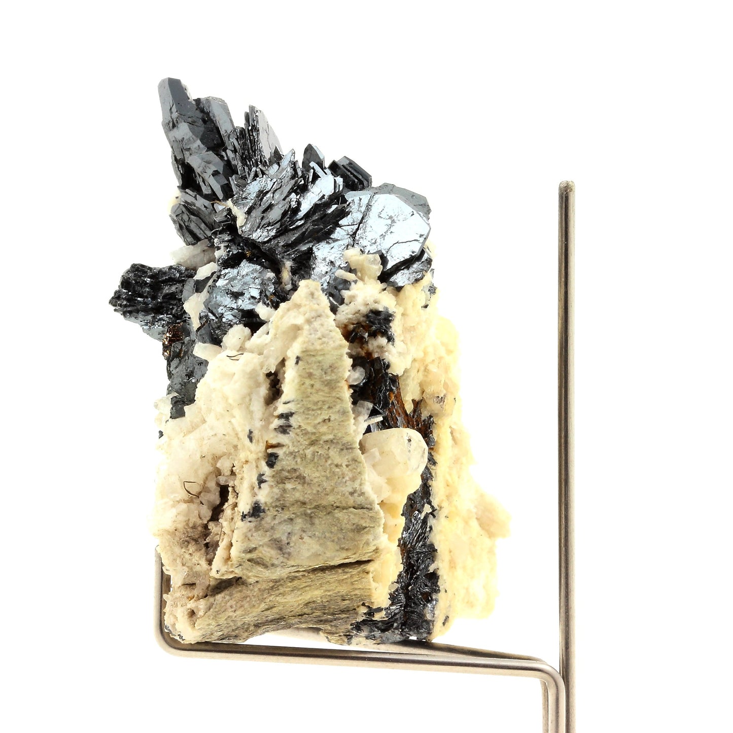 Hematite + Albite, 516.5 carats, Binn Valley, Wallis (Valais), Suisse