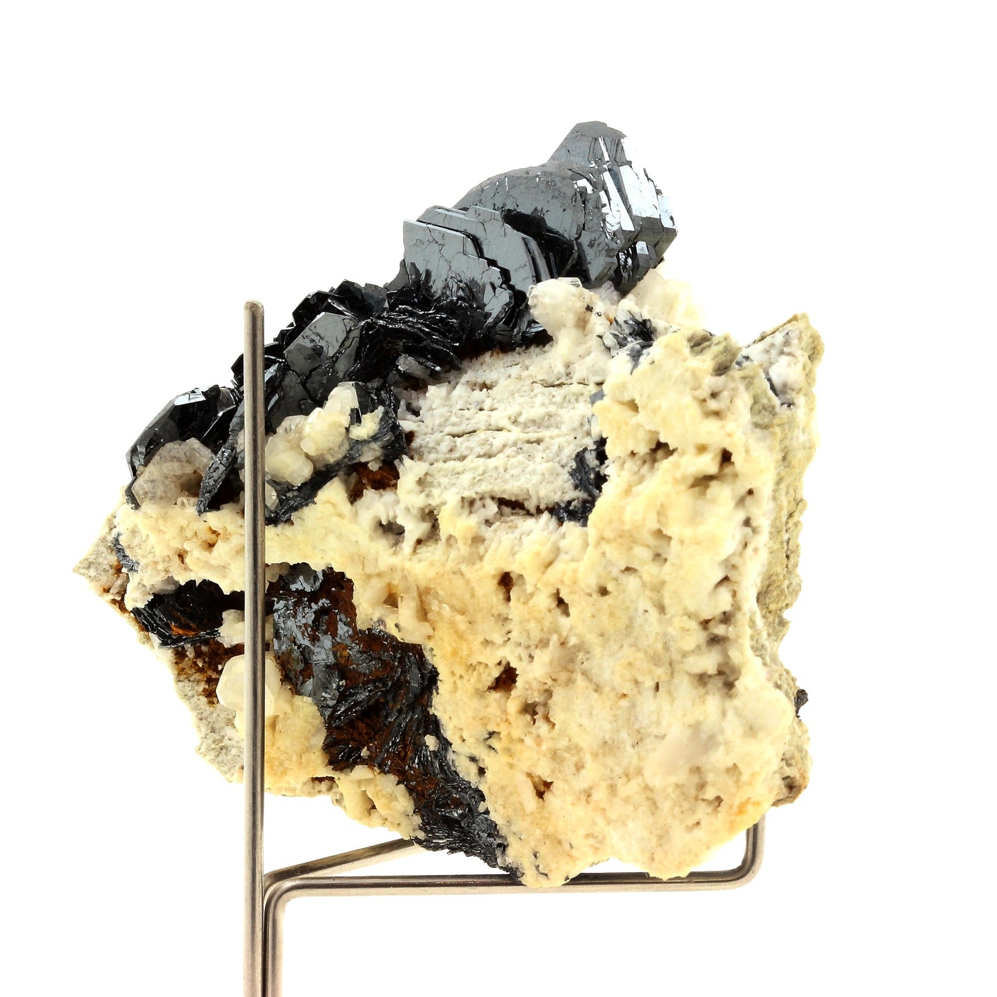 Hematite + Albite, 516.5 carats, Binn Valley, Wallis (Valais), Suisse