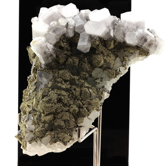 Calcite, Pyrite, Fluorite. 3135.5 carats. El Hammam Mine, Meknès, Maroc