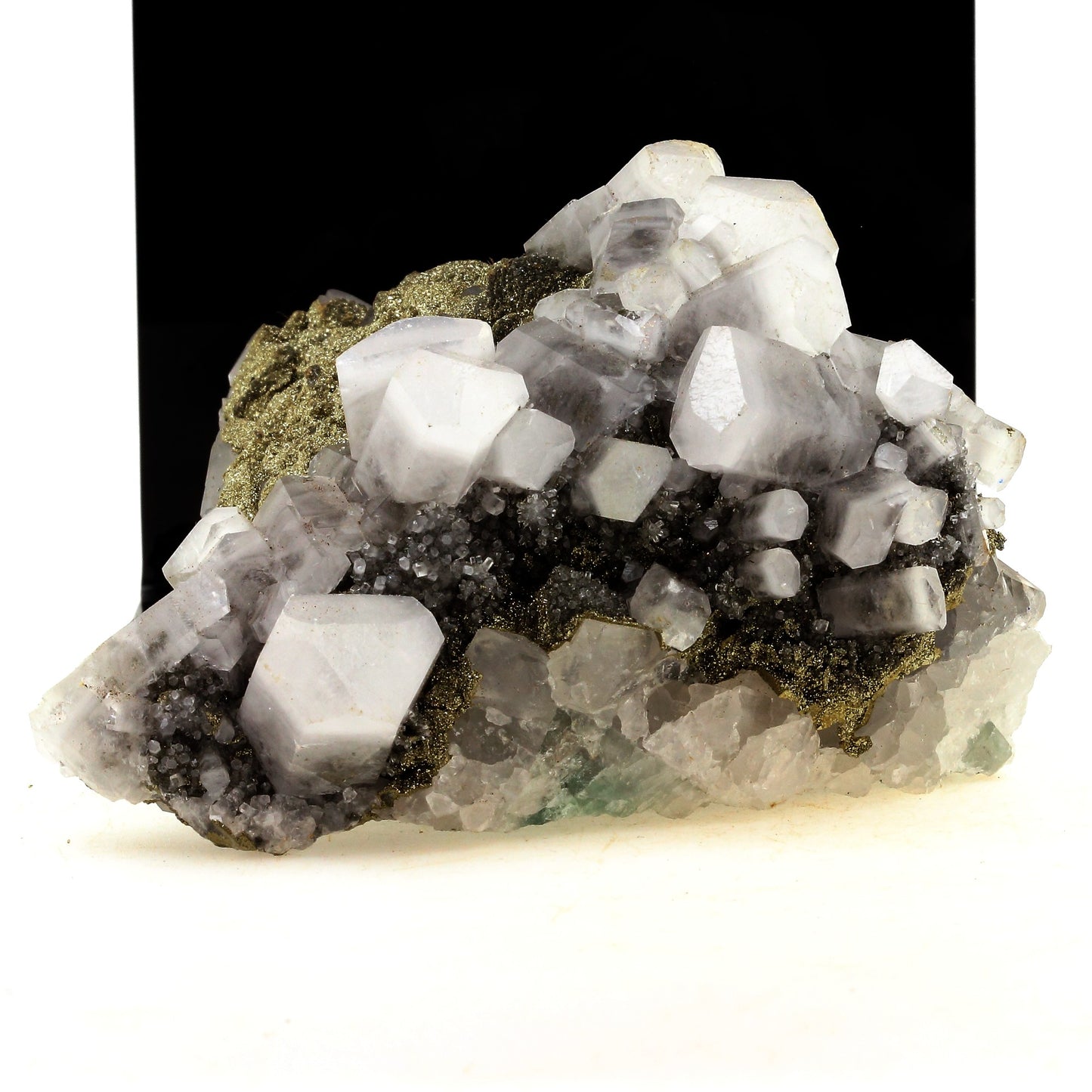 Calcite, Pyrite, Fluorite. 3135.5 carats. El Hammam Mine, Meknès, Maroc