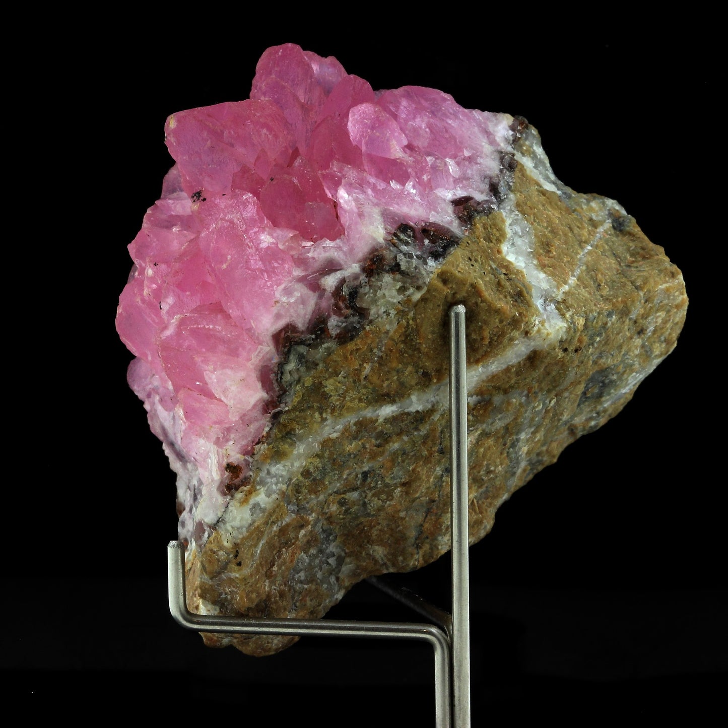 Cobaltoan Calcite. 451.5 carats. Kolwezi mining district, Congo