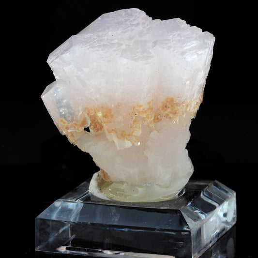 Calcite. 365.0 carats. 2nd Sovetskii Mine, Dalnegorsk, Russie