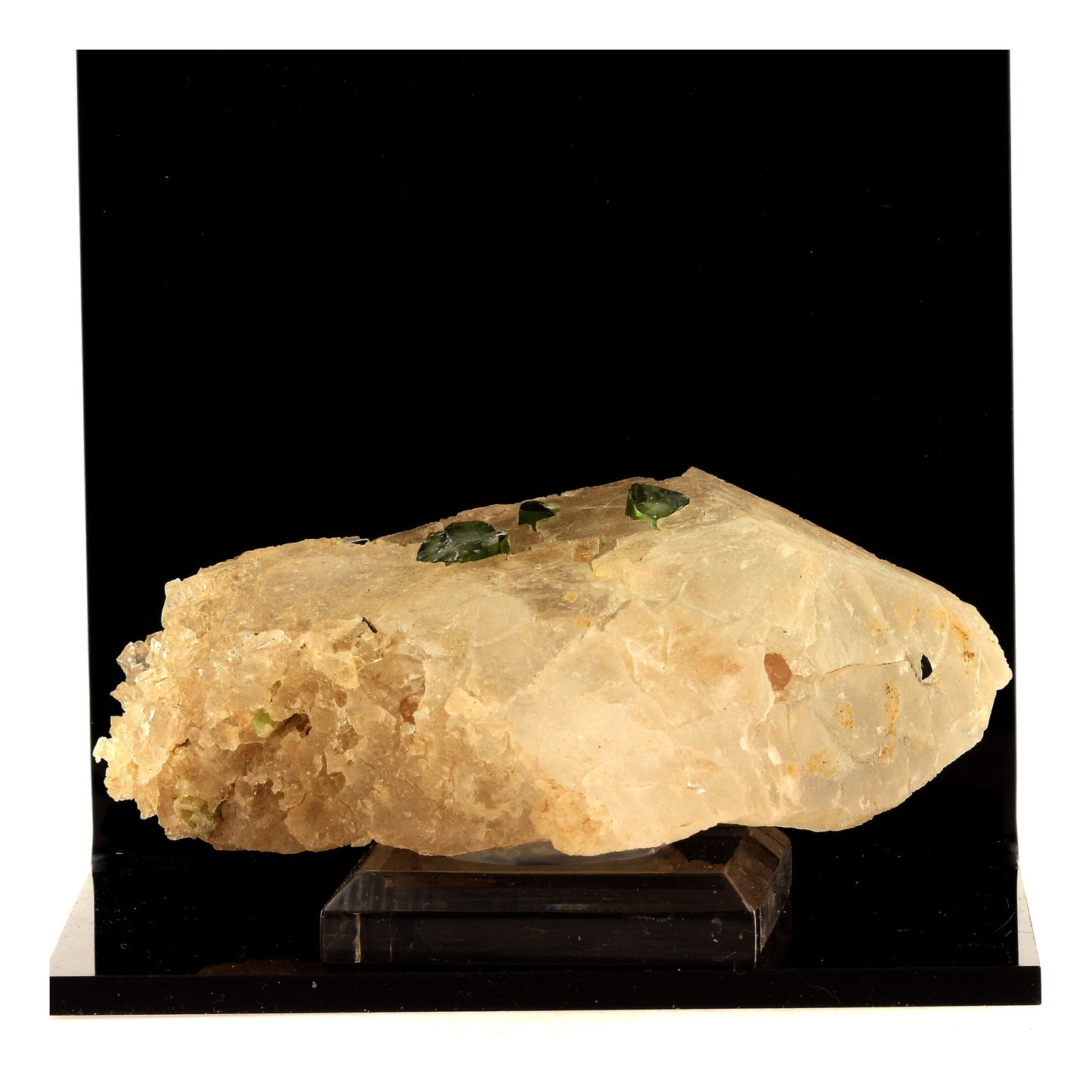 Pollucite + Tourmaline Elbaite, 996.5 carats, Paprok, Nuristan, Afghanistan