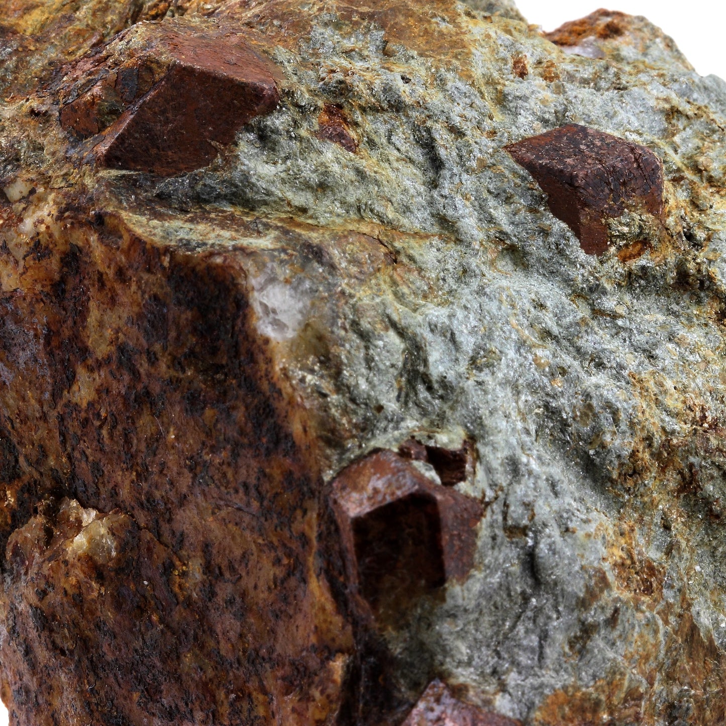 Grenat Almandin. 2107.0 carats. Serevengude, Collobrières, France