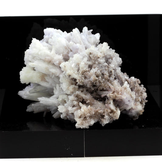 Aragonite. 1494.0 carats. Aghbar, Zagora, Maroc