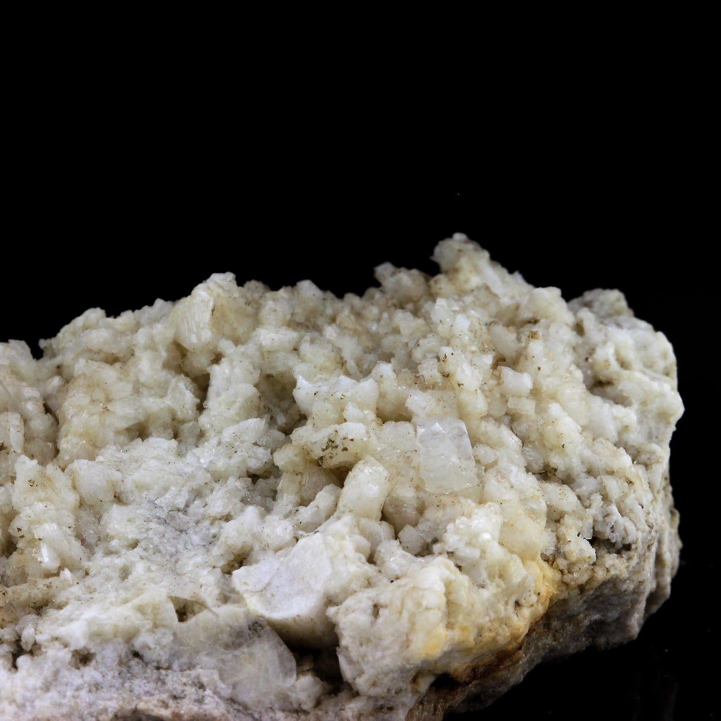 Apatite. 429.0 carats. Fieschergletscher, Valais, Suisse