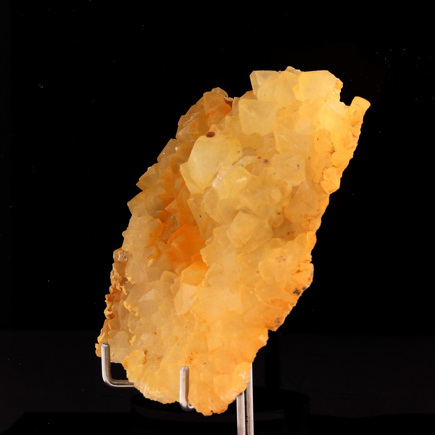 Quartz + Fluorite. 271.0 carats. L'Argentolle, Saint-Prix, France