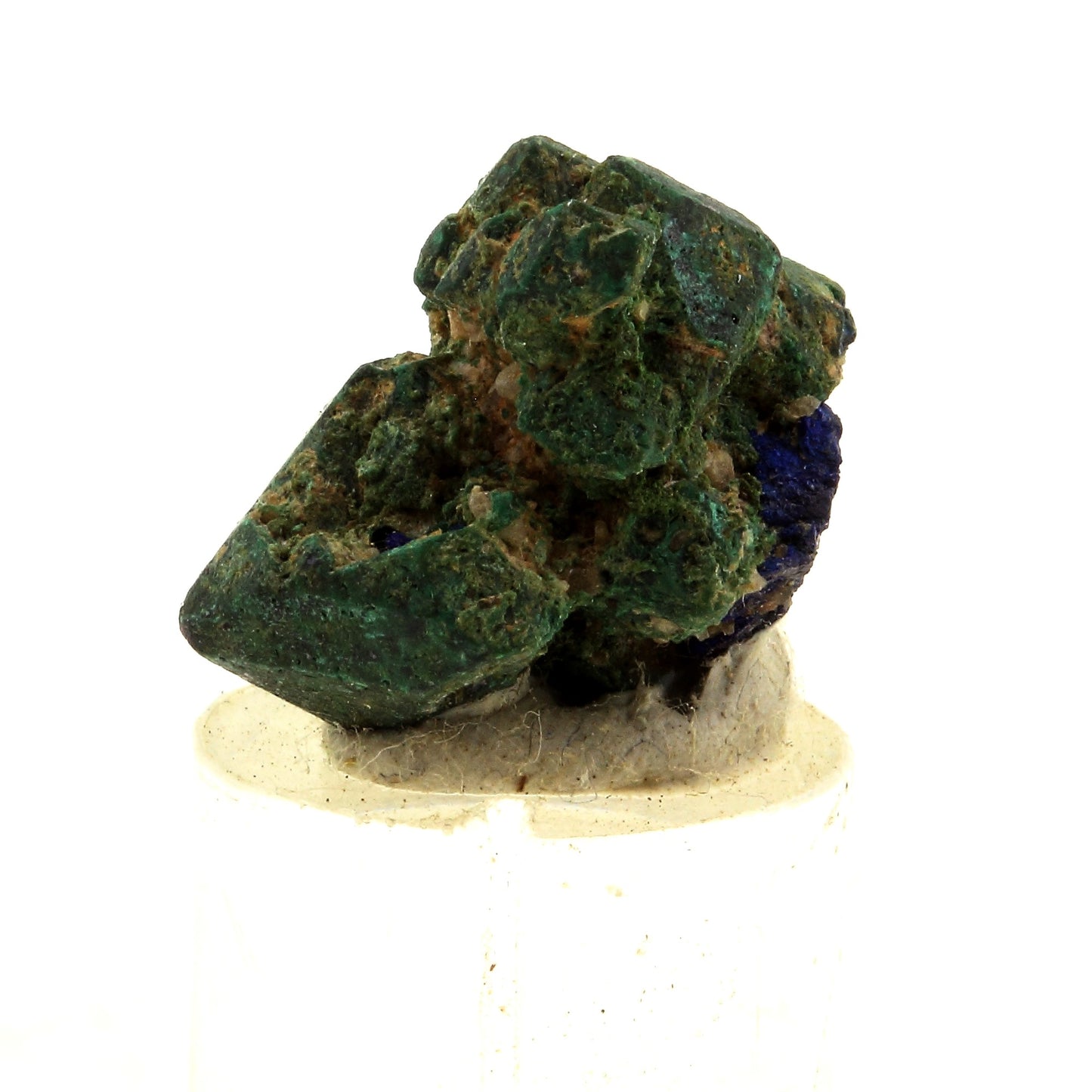 Cuprite. 38.0 carats. Chessy-les-Mines, France