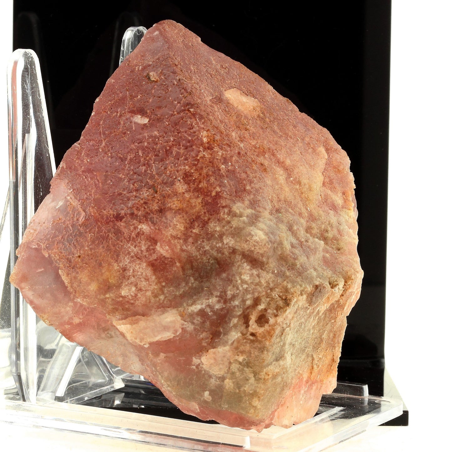 Fluorite rose. 2707.0 carats. Chifeng, Inner Mongolia, Chine