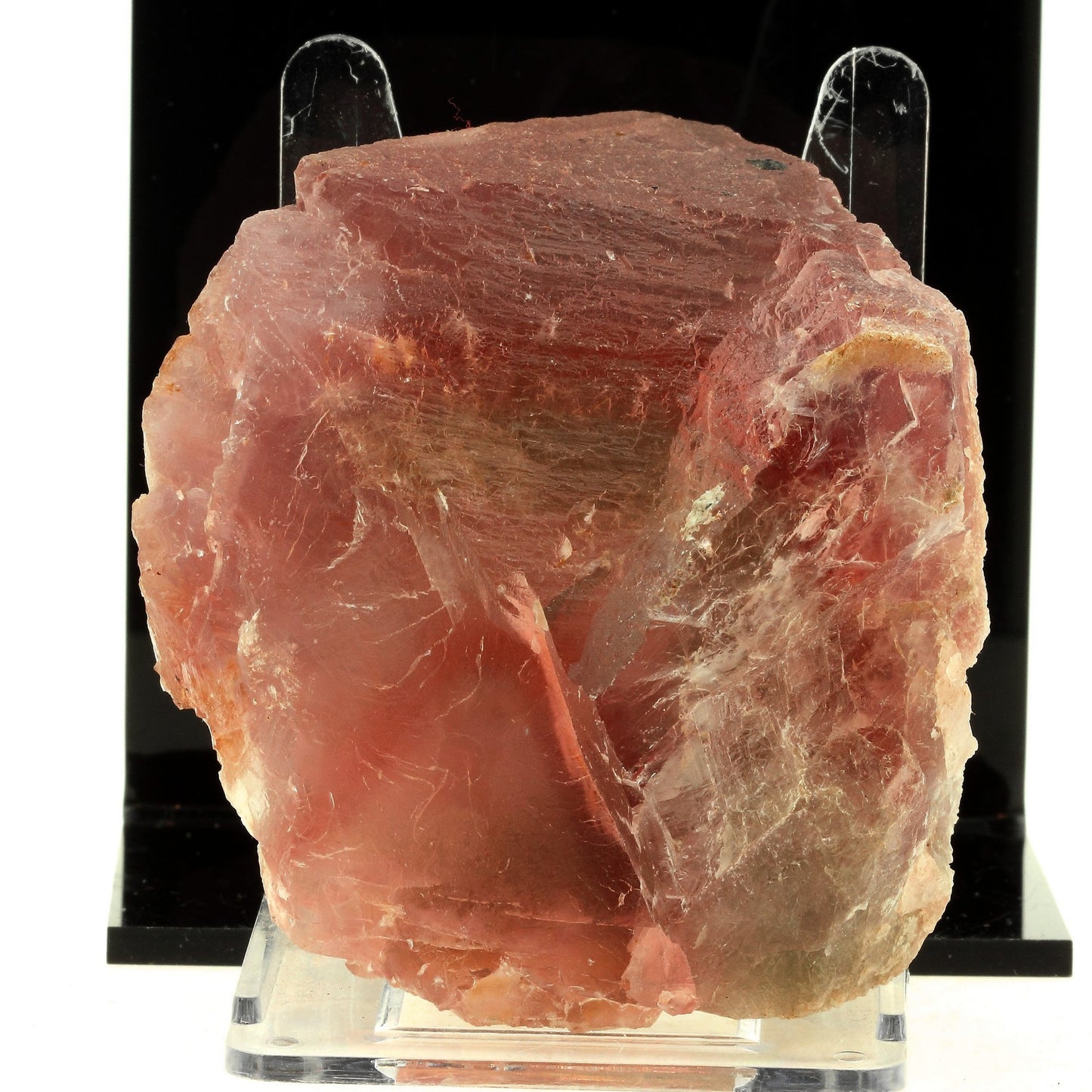 Fluorite rose. 2707.0 carats. Chifeng, Inner Mongolia, Chine