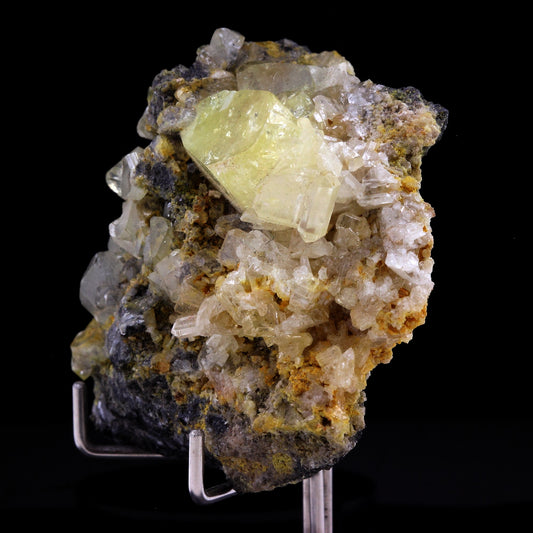 Anglesite. 532 carats. Touissit, L'oriental Region, Maroc