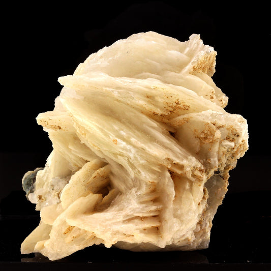 Baryte. 1993.0 carats. Oisans, Isère, France