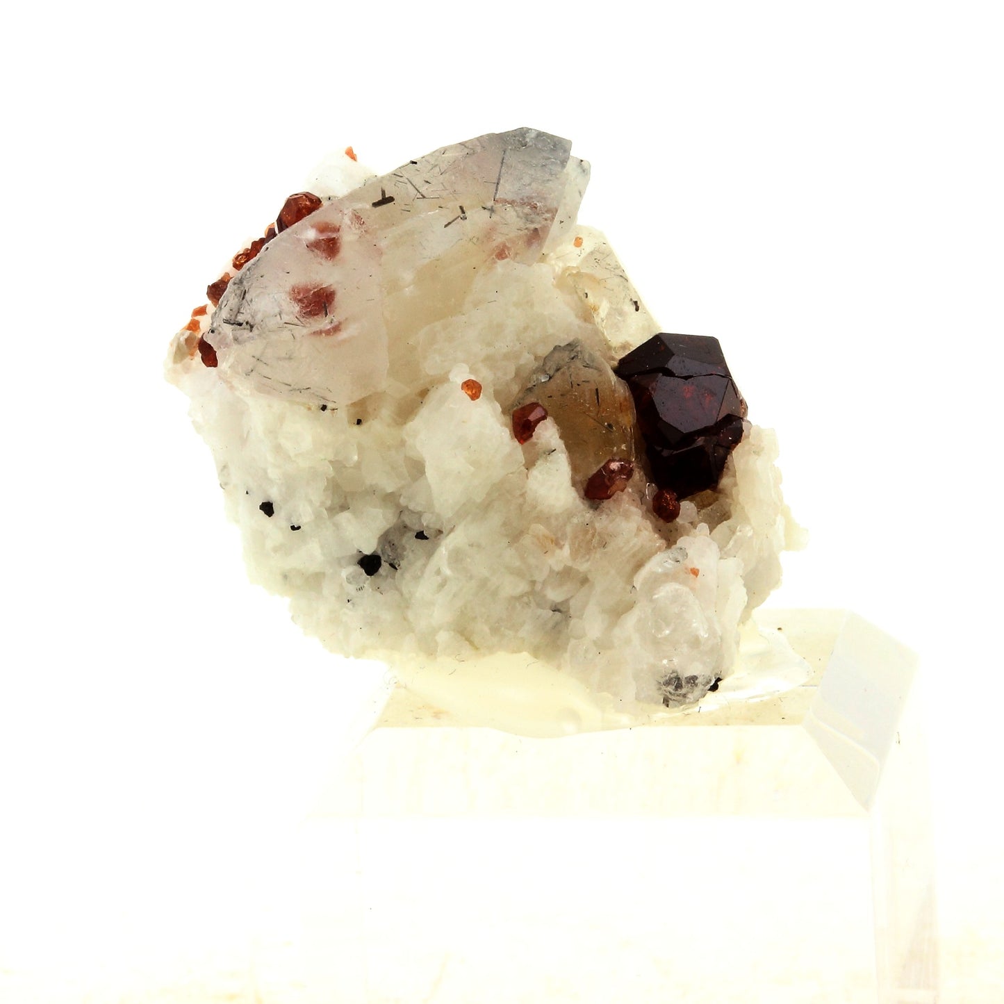 Grenat. 141.0 carats. Pakistan