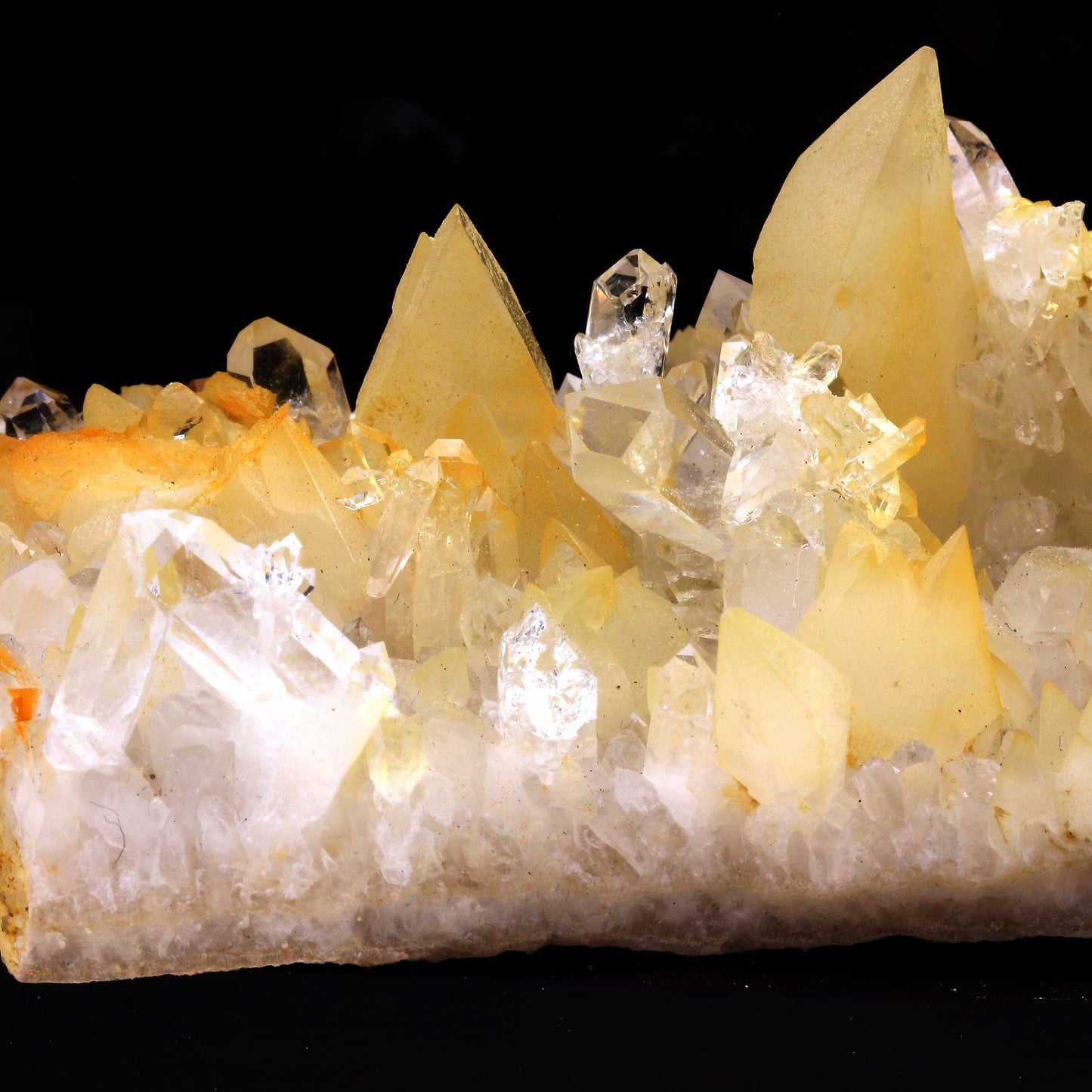 Quartz + Calcite. 1190.5 carats. Le Noirey, Savoie, France