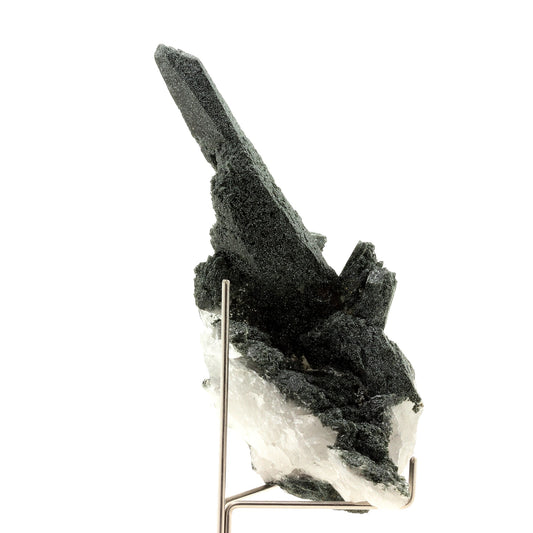 Quartz + Chlorite. 553.0 carats. Vaujany, Isère, France