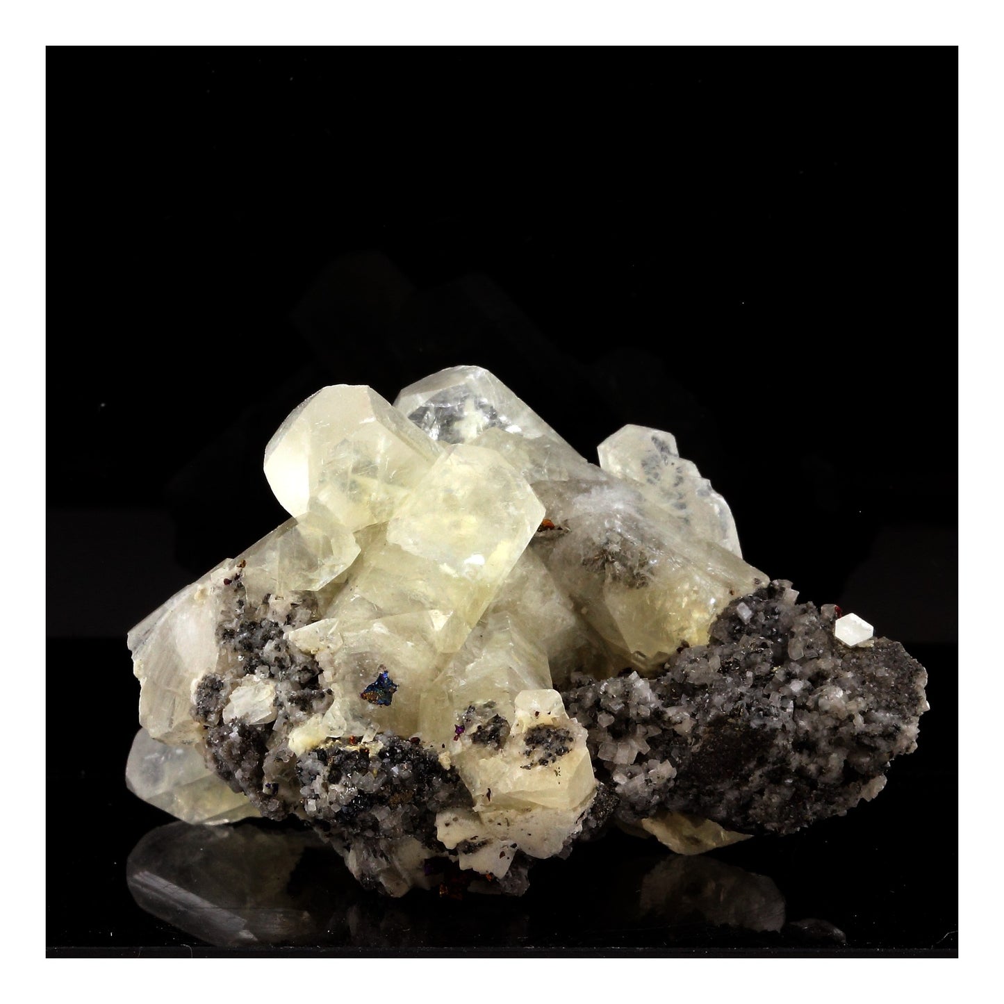Calcite + Chalcopyrite. 364.70 carats. Joplin Mine, Arizona, USA