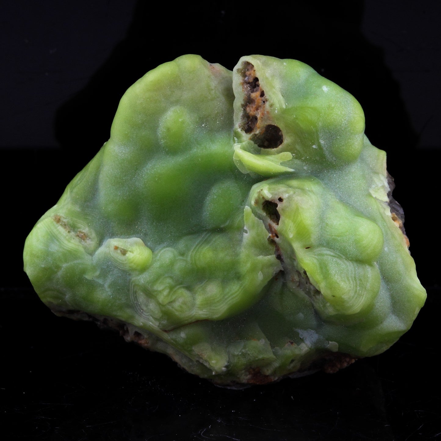 Phosphohedyphane (Polysphaérite), 175.0 carats, Bouillac, Aveyron, France