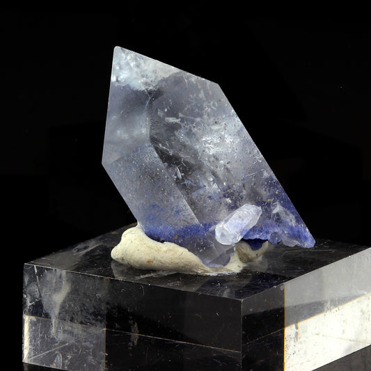 Quartz + Dumortierite, 123.0 carats, Vaca Morta quarry, Bahia, Brésil