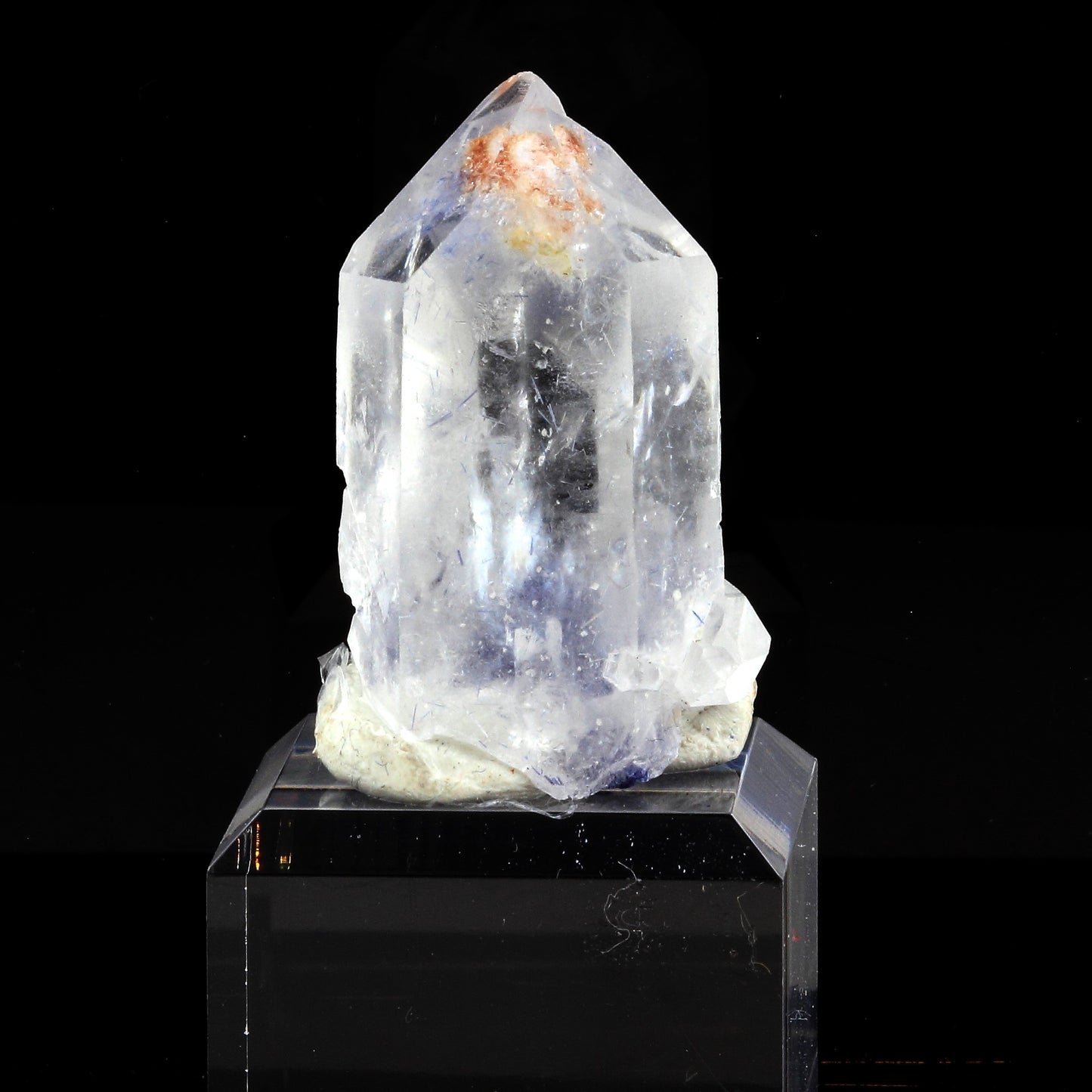 Quartz + Dumortierite, 245.0 carats, Vaca Morta quarry, Bahia, Brésil