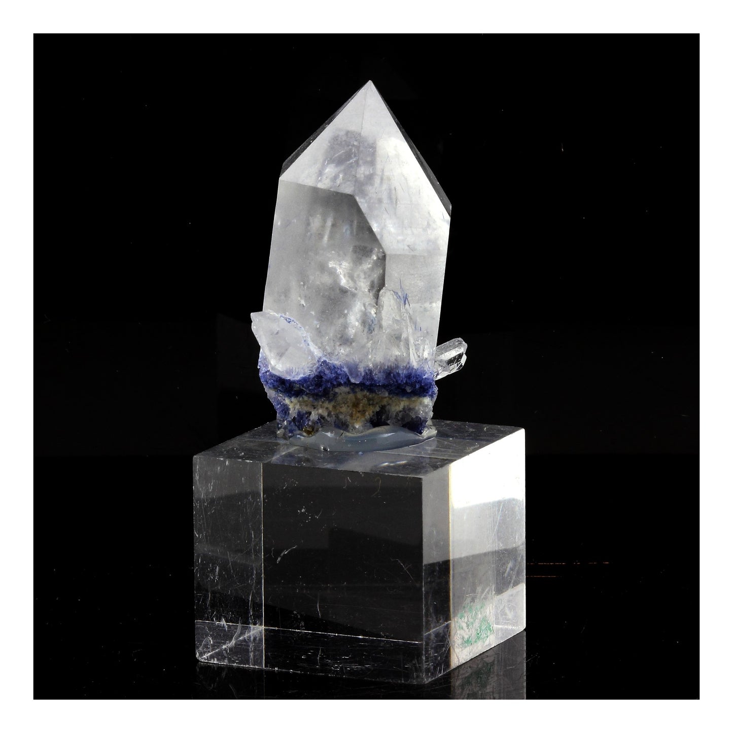 Quartz + Dumortierite, 158.5 carats, Bahia, Brésil