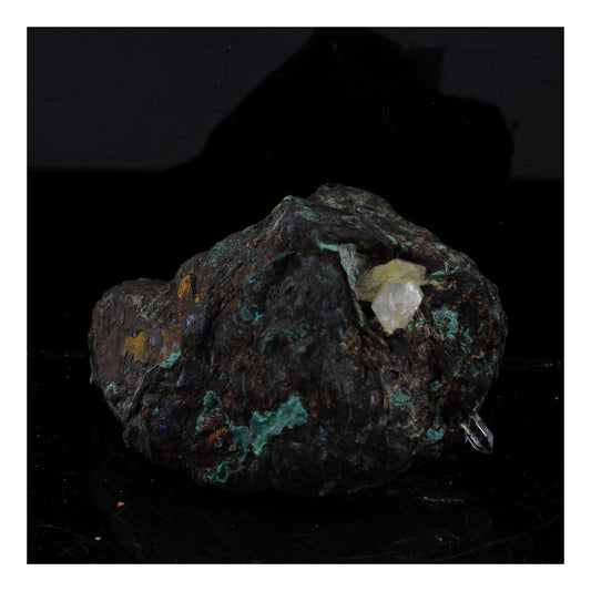 Chalcopyrite + Quartz. 165.0 carats. La Gardette, Bourg d'Oisans, France