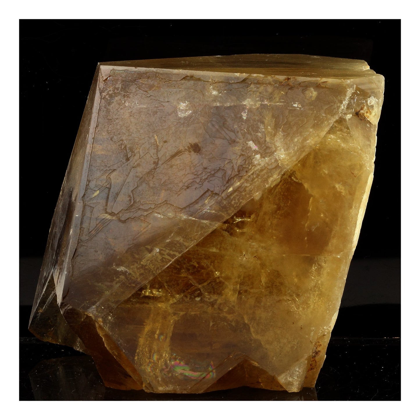 Baryte. 3025.0 carats. Saint-Saturnin, Puy de Dôme, France