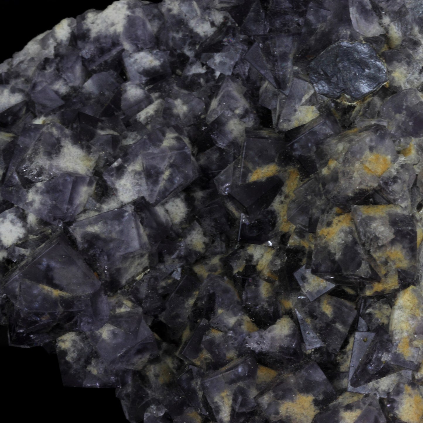 Fluorite + Galène. 3580.0 carats. Weardale, Durham, UK