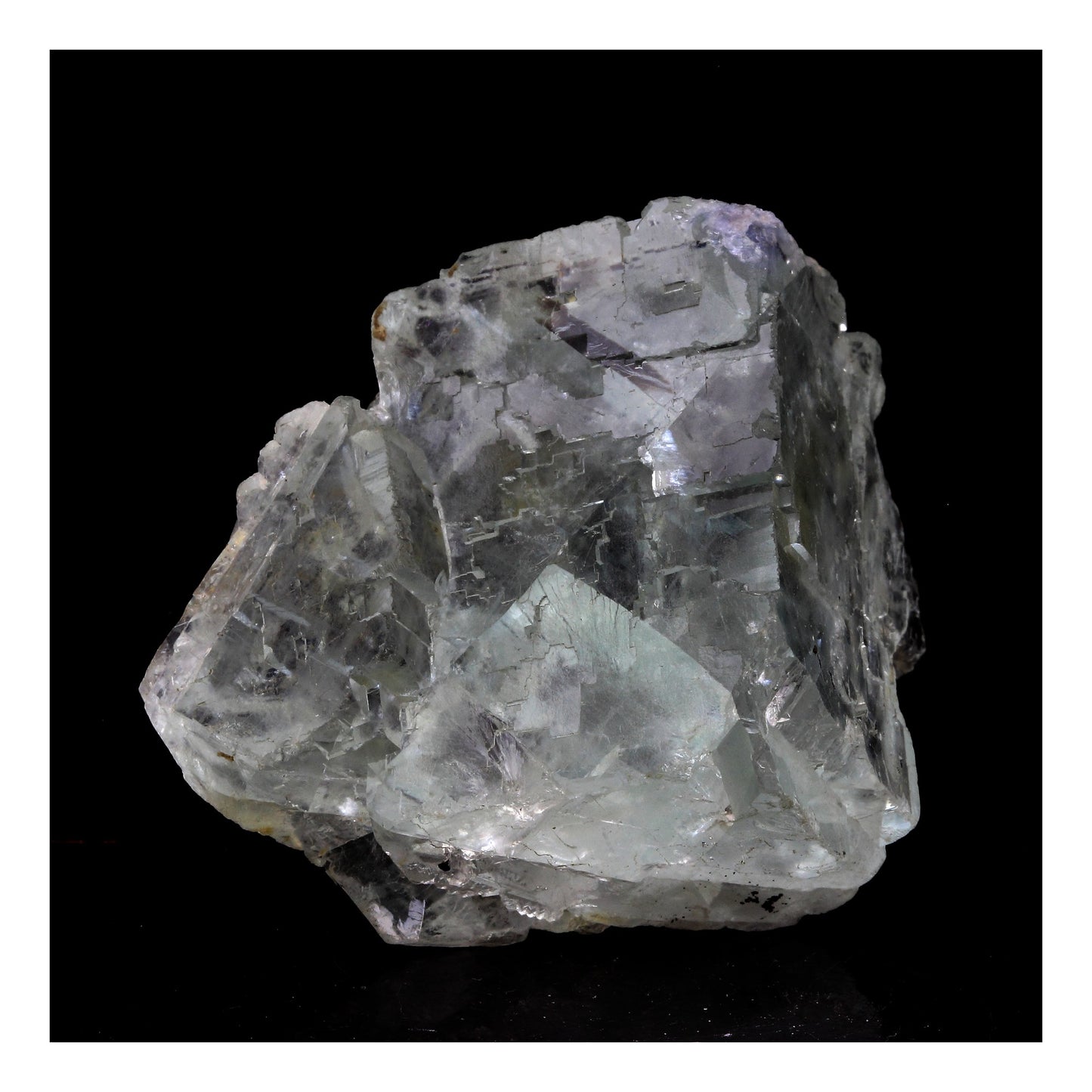 Fluorite. 443.5 carats. France