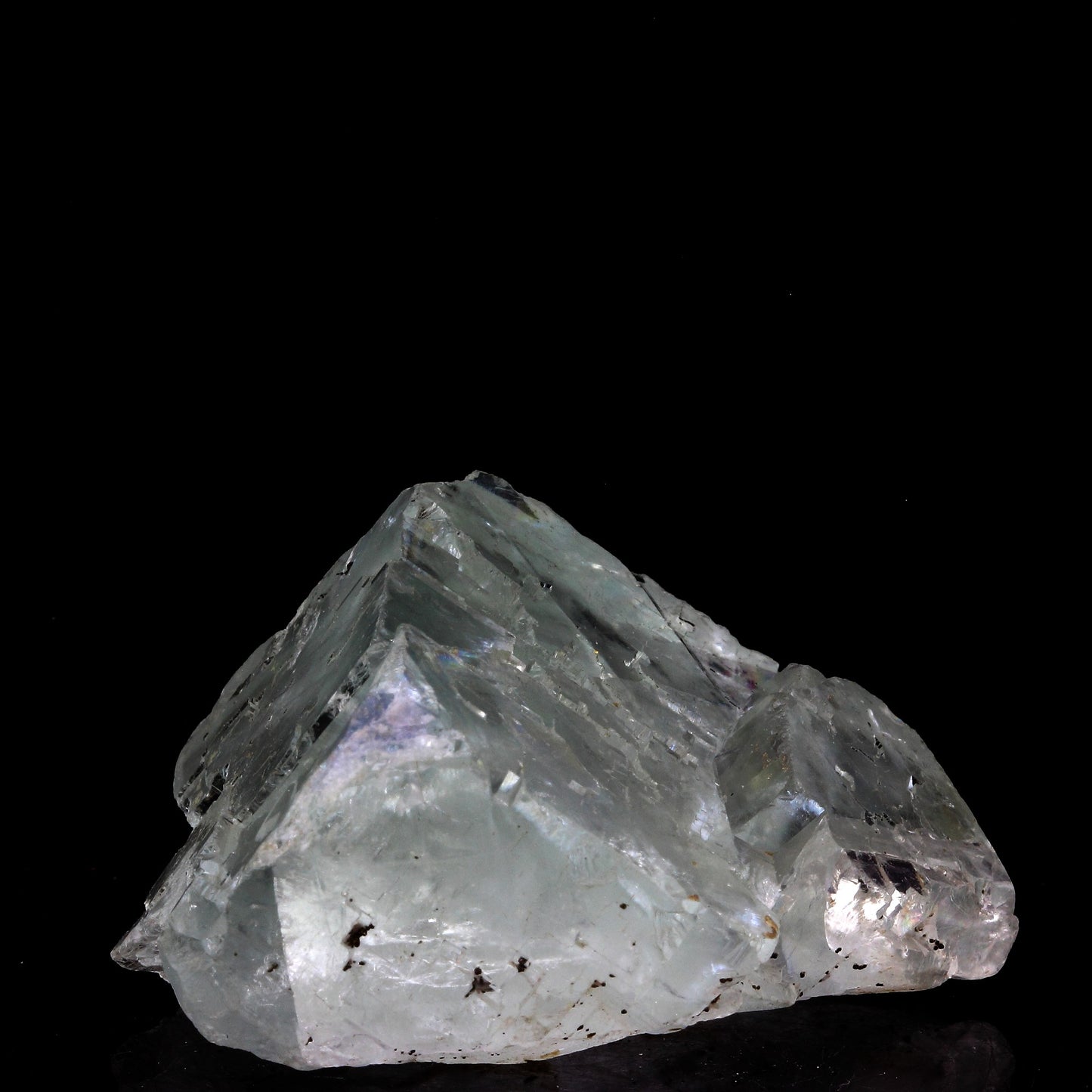 Fluorite. 443.5 carats. France