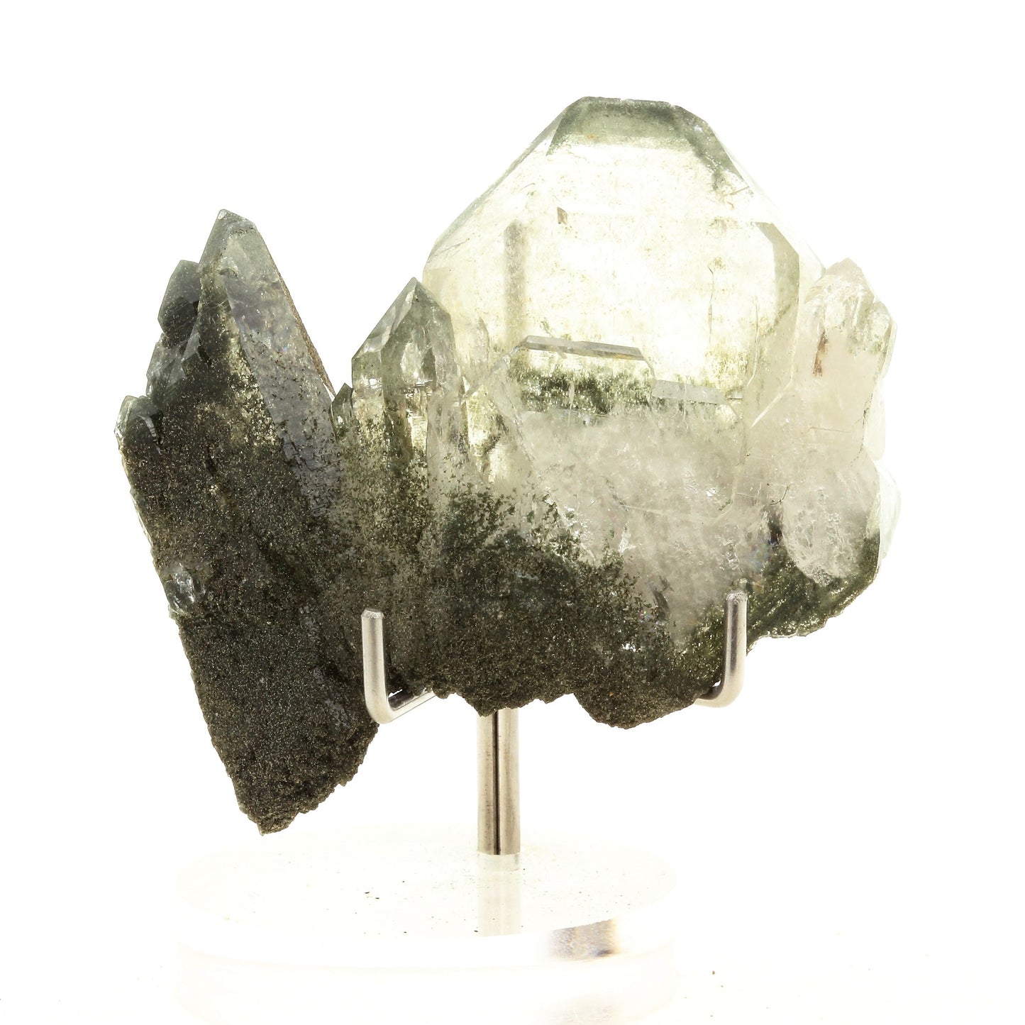 Quartz à âme (faden quartz) + Chlorite. 207.0 carats. Les Chapieux, Savoie, France