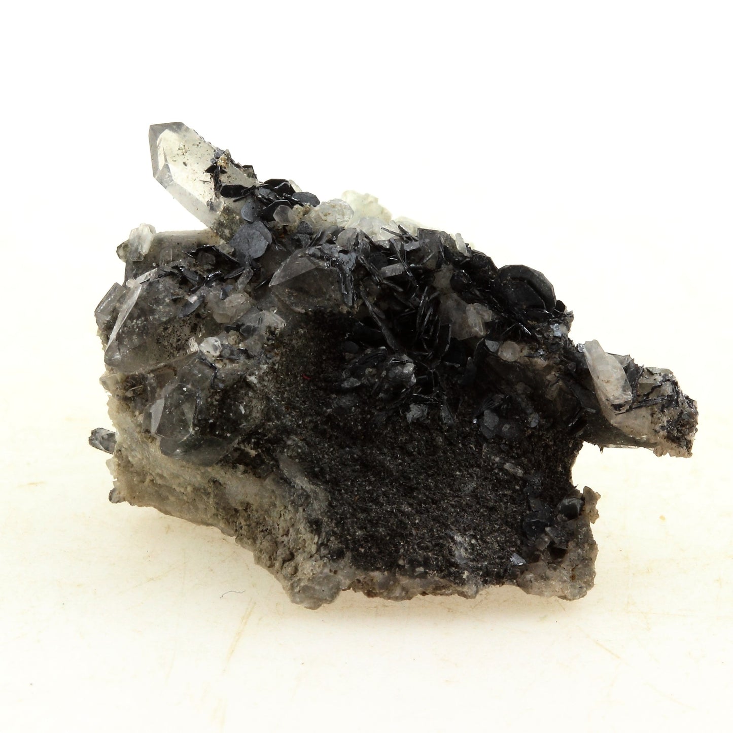 Hematite + Quartz + Albite en provenance de St Christophe en Oisans, France