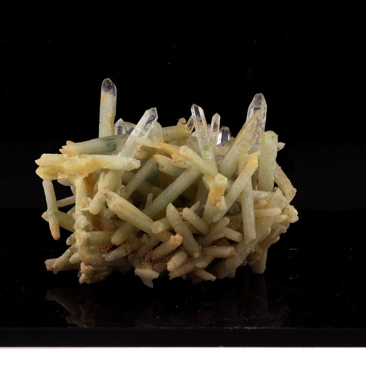 Quartz + Chlorite. 131.0 carats. Clavans en Haut Oisans, France