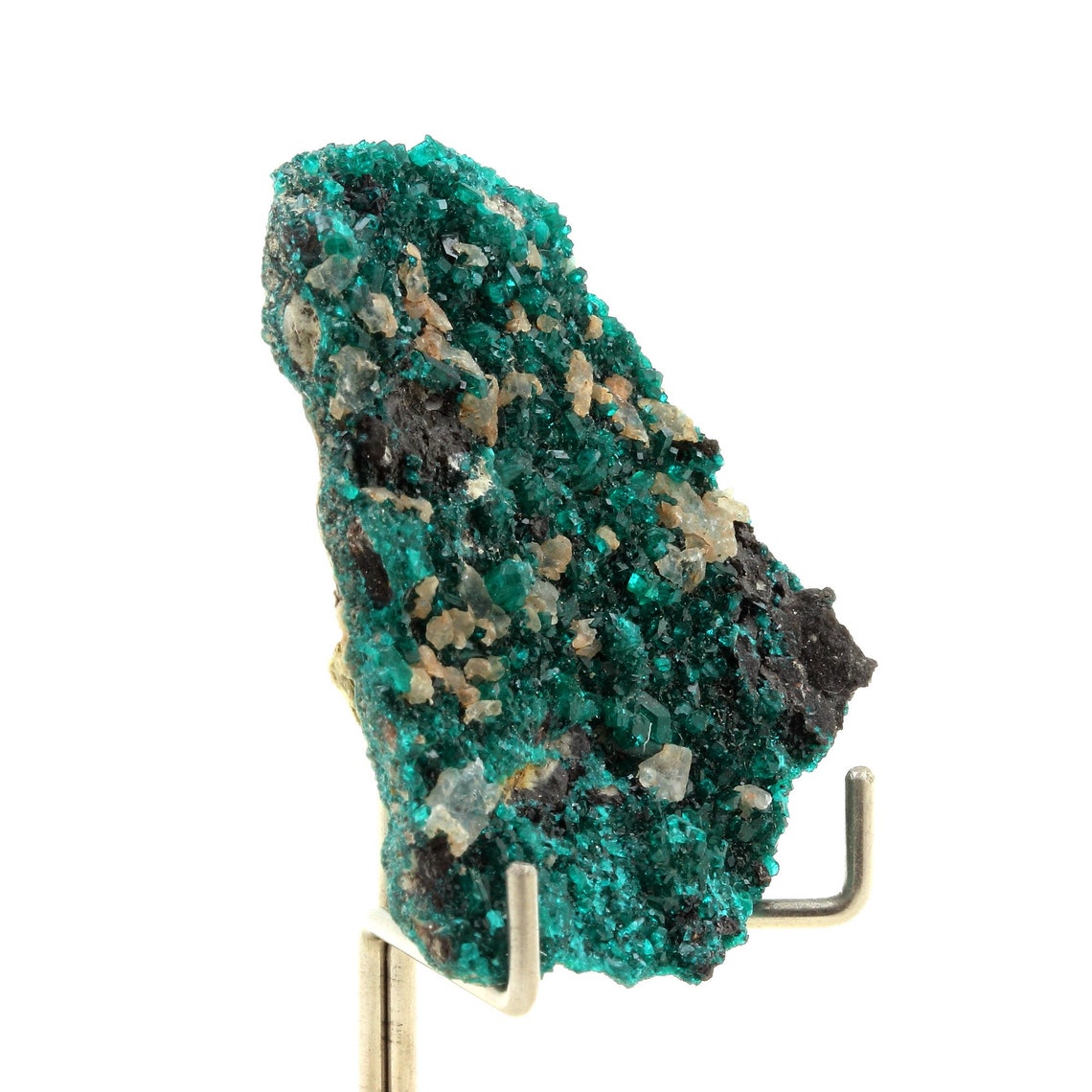 Dioptase. 69.5 carats. Pimbi hill, Mindouli, Congo