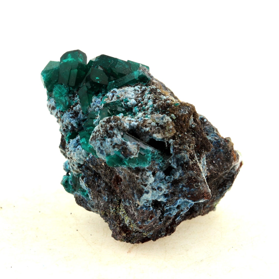 Dioptase. 80.5 carats. Pimbi hill, Mindouli, Congo