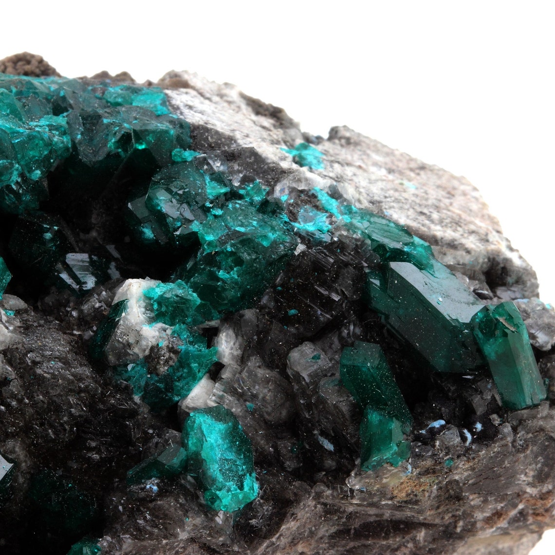 Dioptase. 1035.5 carats. Pimbi hill, Mindouli, Congo