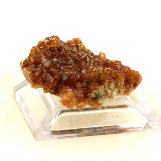 Grenat Hessonite. 58.5 carats. Val de Suza, Piedmont, Italie