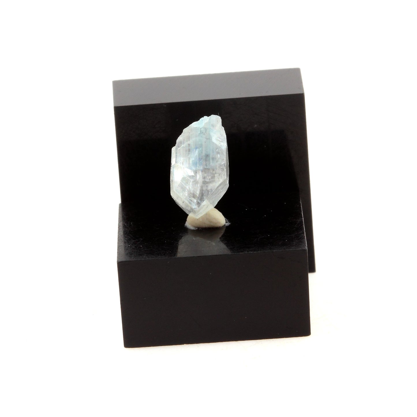 Euclase. 3.44 carat. Parelhas, Rio Grande do Norte, Brésil