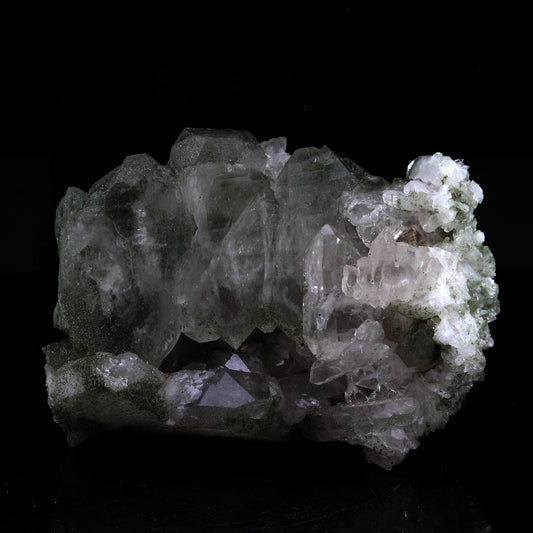 Quartz à âme + Chlorite. 188.40 carats. Orelle, Savoie, France