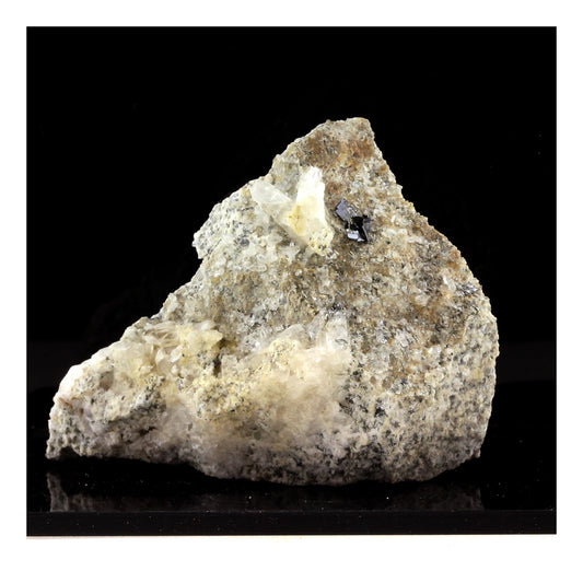 Brookite. 664.0 carats. Jarrier, Maurienne, Savoie, France