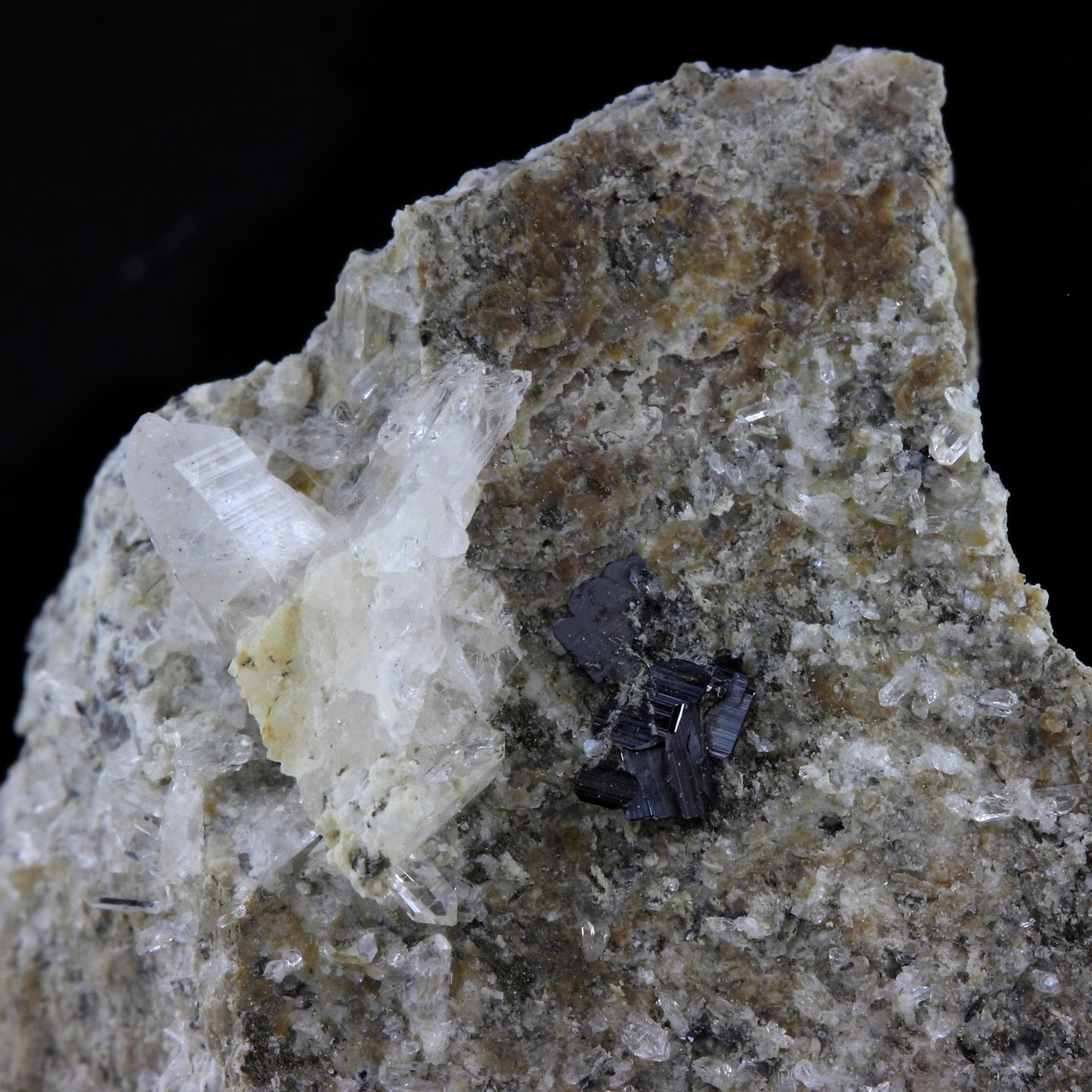 Brookite. 664.0 carats. Jarrier, Maurienne, Savoie, France